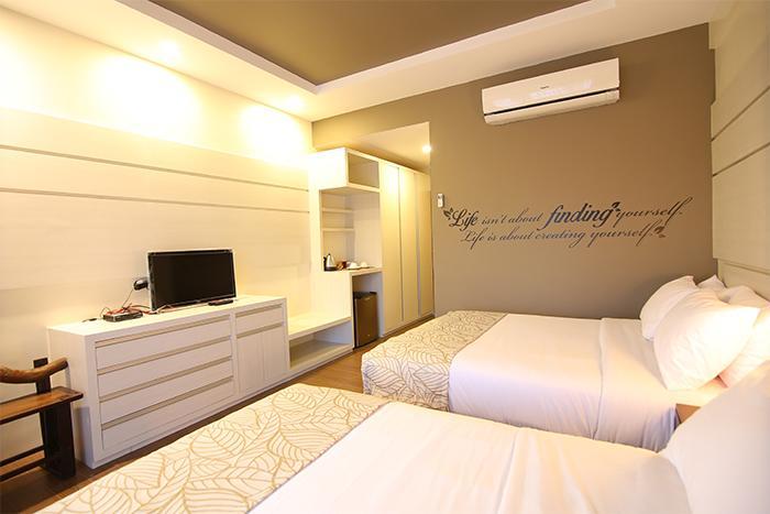 Nayomi Sanctuary Resort Batangas Esterno foto