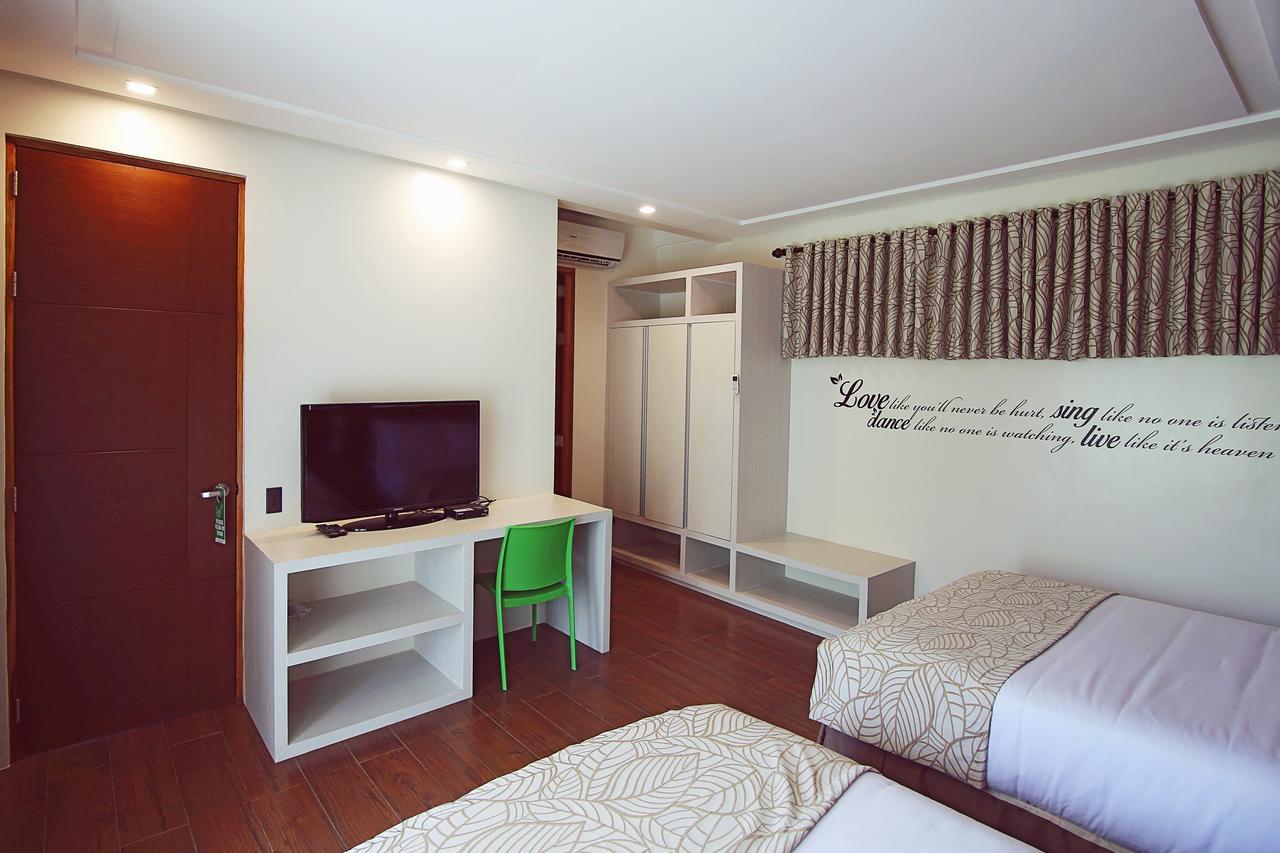 Nayomi Sanctuary Resort Batangas Esterno foto