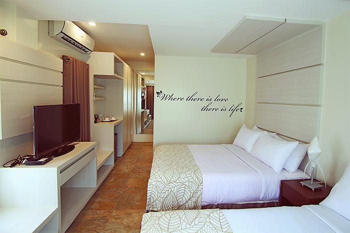 Nayomi Sanctuary Resort Batangas Esterno foto